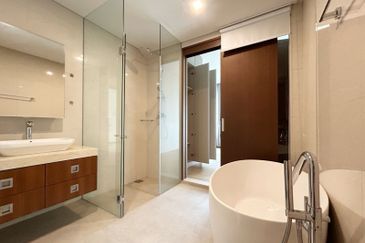 Puteri Cove Residences