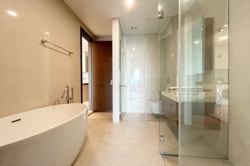 Puteri Cove Residences