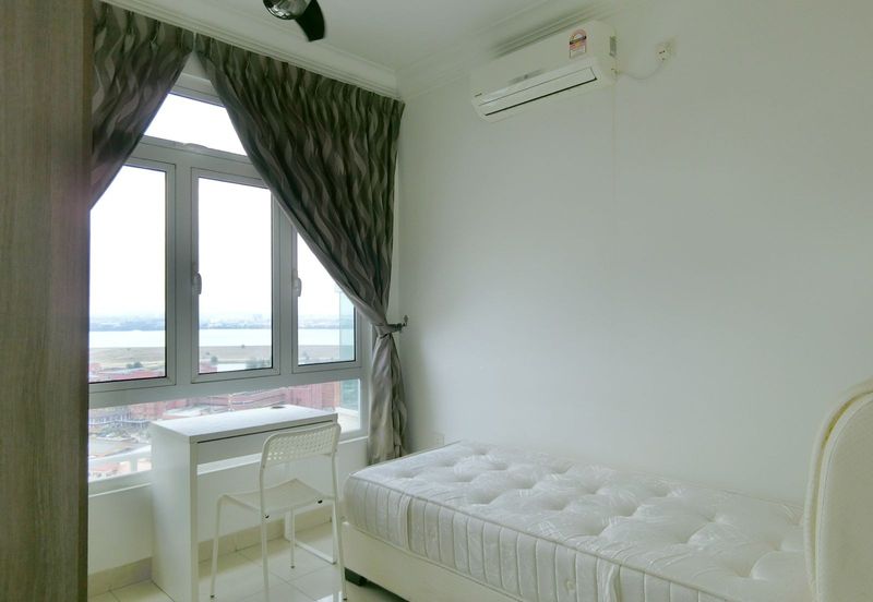 Golden Sands Seaview Residence