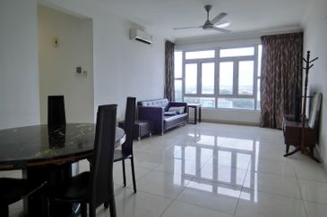 Golden Sands Seaview Residence