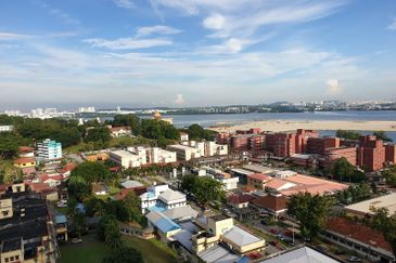 Golden Sands Seaview Residence