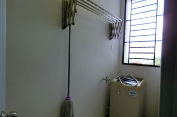 Golden Sands Seaview Residence