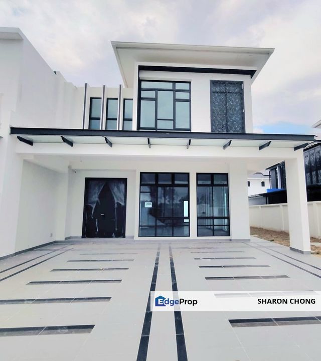 Alocasia Setia Tropika 10 Double Storey Semi Detached House For Sale, Johor, Setia Tropika