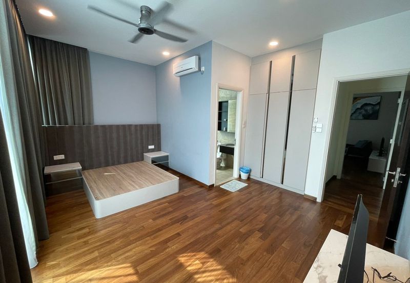 The Straits View Residences