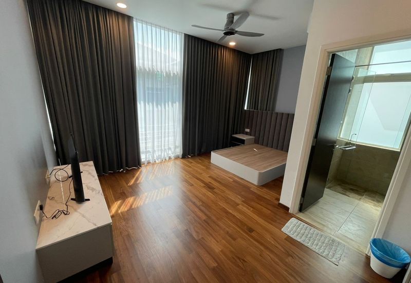 The Straits View Residences