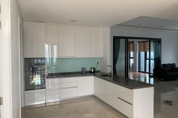 The Astaka @ 1 Bukit Senyum