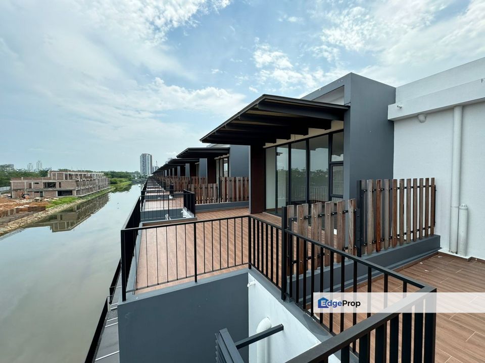 3 Storey Grand Canal House Senibong Cove Waterway Residences For Sale , Johor, Masai