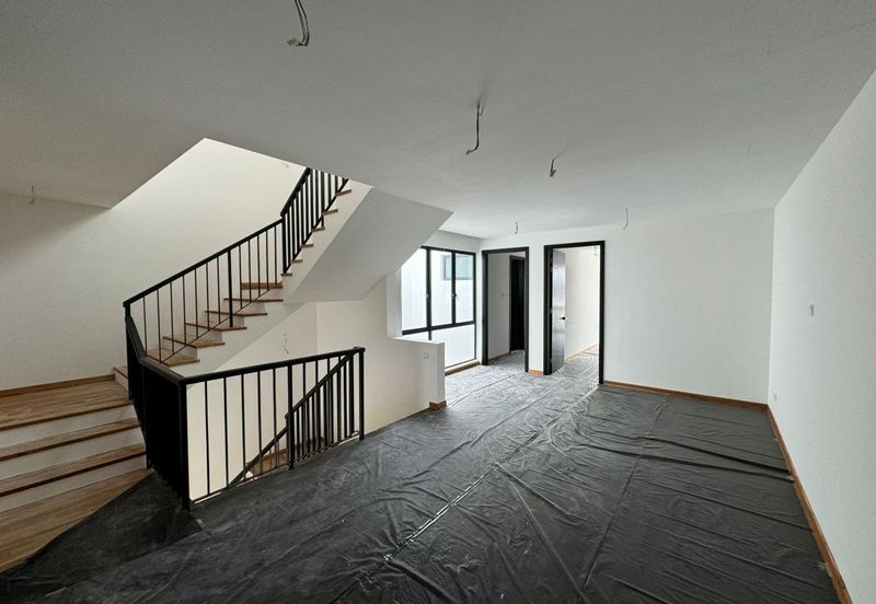 Senibong Cove Waterway Residences