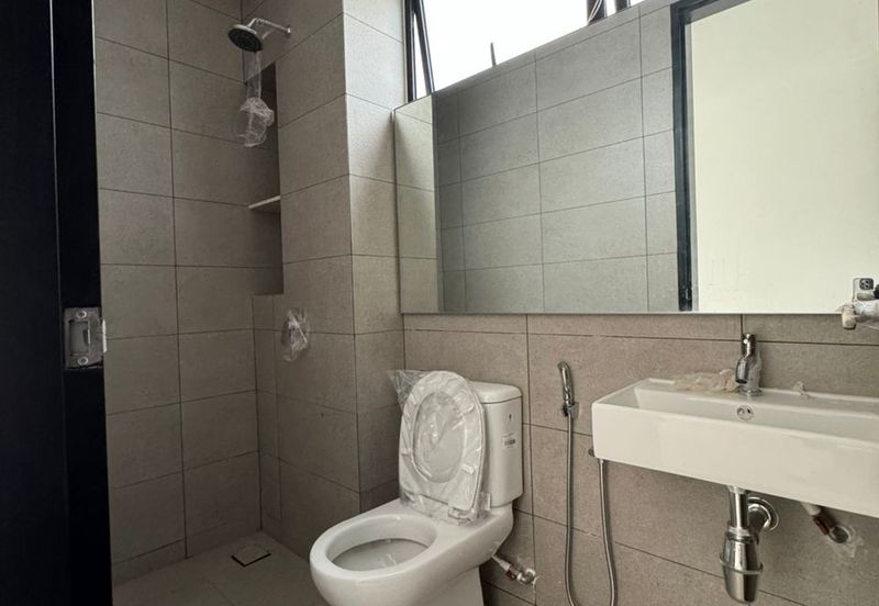 Senibong Cove Waterway Residences