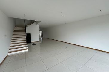 Senibong Cove Waterway Residences