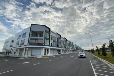 Crest @ Austin Emerald 2