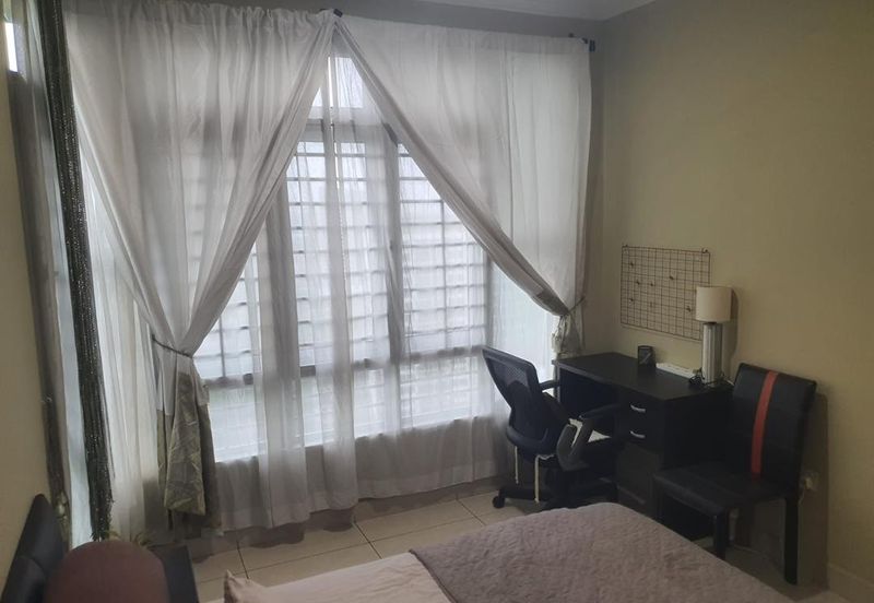 Golden Sands Seaview Residence