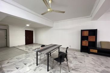 Aloha Tower Condominium