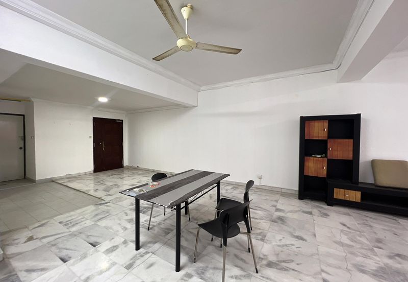 Aloha Tower Condominium