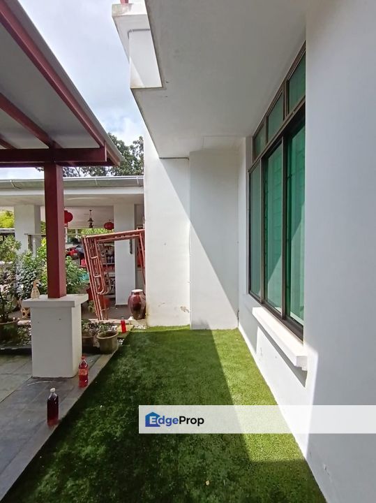 Taman Sutera Utama Double Storey Cluster House For Sale , Johor, Skudai