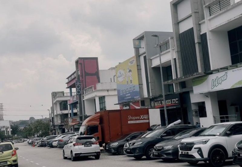 E-Boulevard, Denai Alam