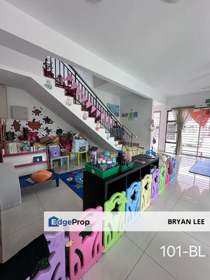 Bandar Bukit Raja, Klang Double Storey Corner House GOOD CONDITION !! FOR RENT !! , Selangor, Klang