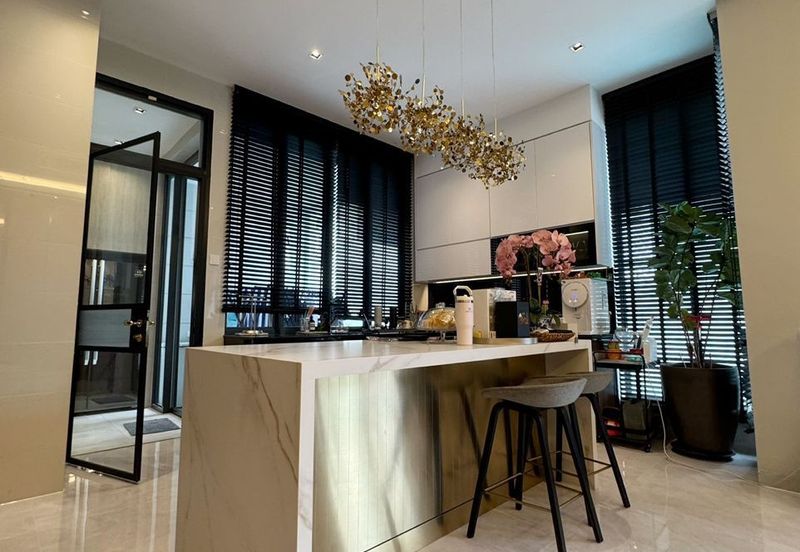 Casa Sutra, Alam Nusantara