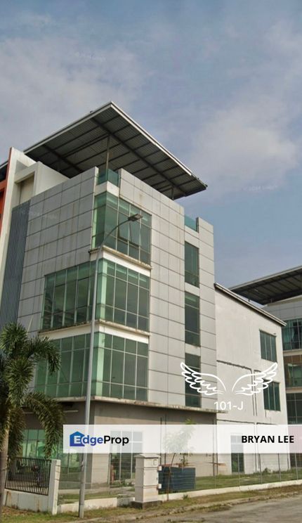 Perindustrian Sungai Jati, Klang Industrial Park 2.5 Storey Semi D Warehouse FOR SALE !! , Selangor, Klang