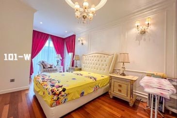 Duta Villa, Setia Alam