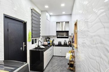 Setia Indah 9, Setia Alam