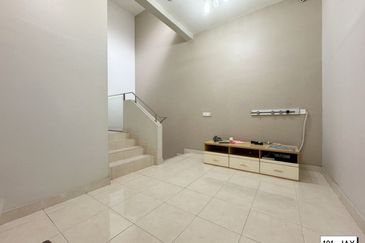 Setia Indah 9, Setia Alam