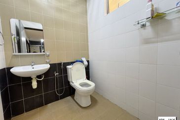 Setia Indah 9, Setia Alam