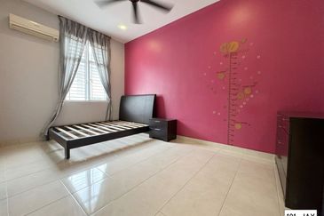 Setia Indah 9, Setia Alam