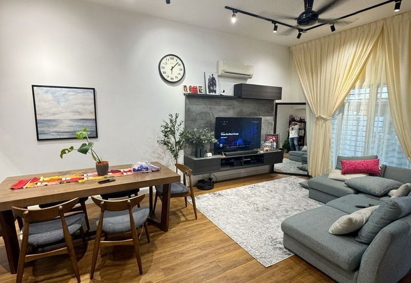 Saron @Bandar Bukit Raja