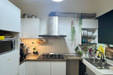 Saron @Bandar Bukit Raja