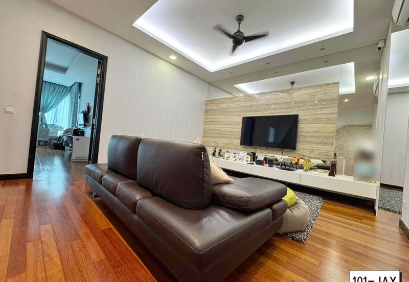 Duta Villa, Setia Alam