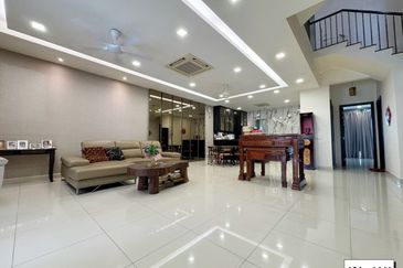 Duta Villa, Setia Alam