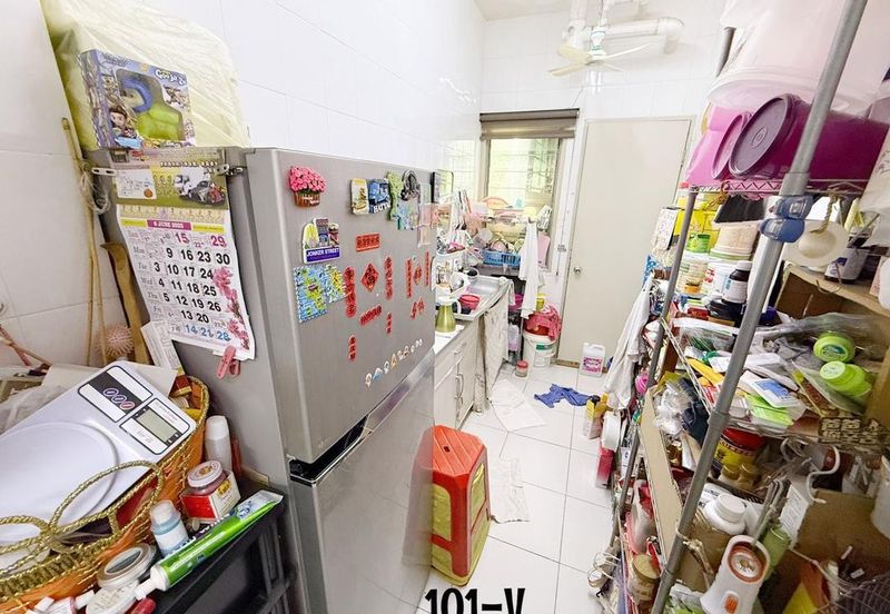 Pangsapuri Akasia, Bandar Botanic