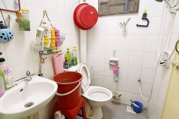 Pangsapuri Akasia, Bandar Botanic