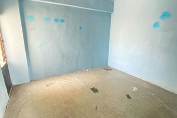 Flat Kelompok Camar (Port Klang)