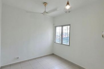 Pangsapuri Akasia, Bandar Botanic