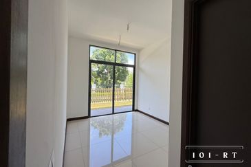 Monterey Residences @ Eco Sanctuary