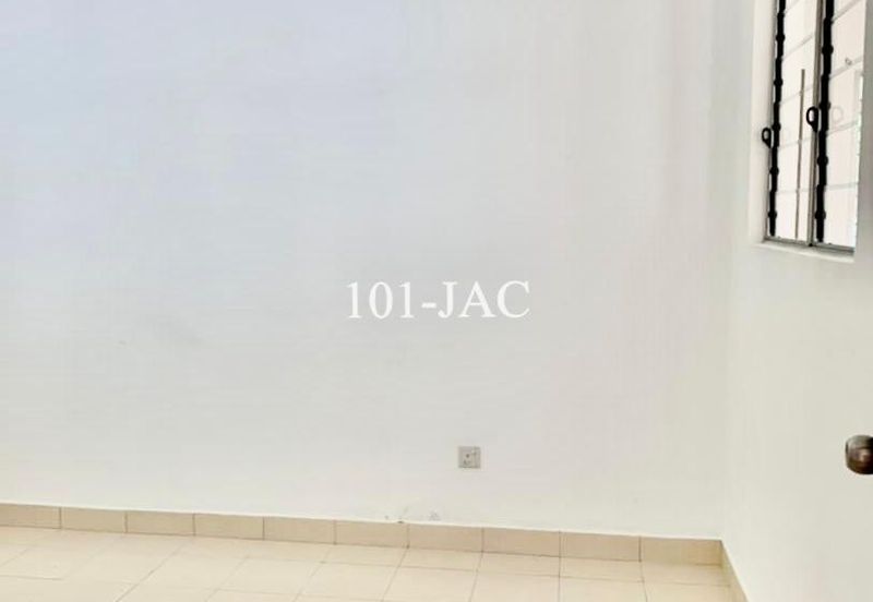 Jalan Makyong, Bandar Bukit Raja