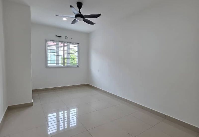 Taman Ehsan Jaya, Pendamaran