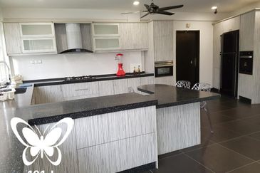 Seksyen 13, Shah Alam