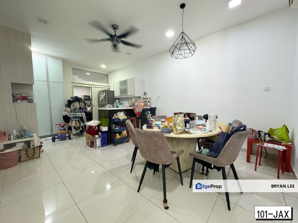 Taman Aman Perdana, Klang Single Storey Semi-D FOR SALE !!, Selangor, Klang
