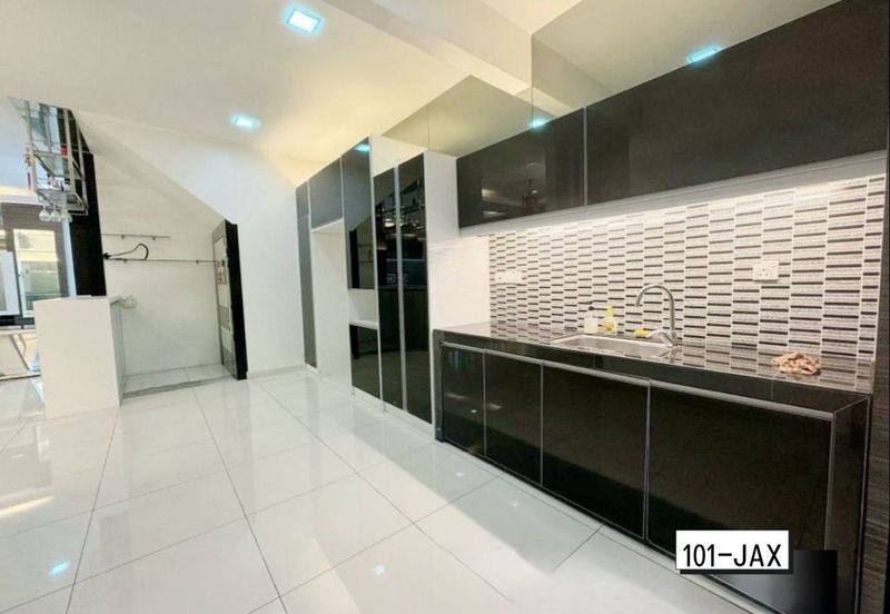 Jalan Cemara, Bandar Botanik