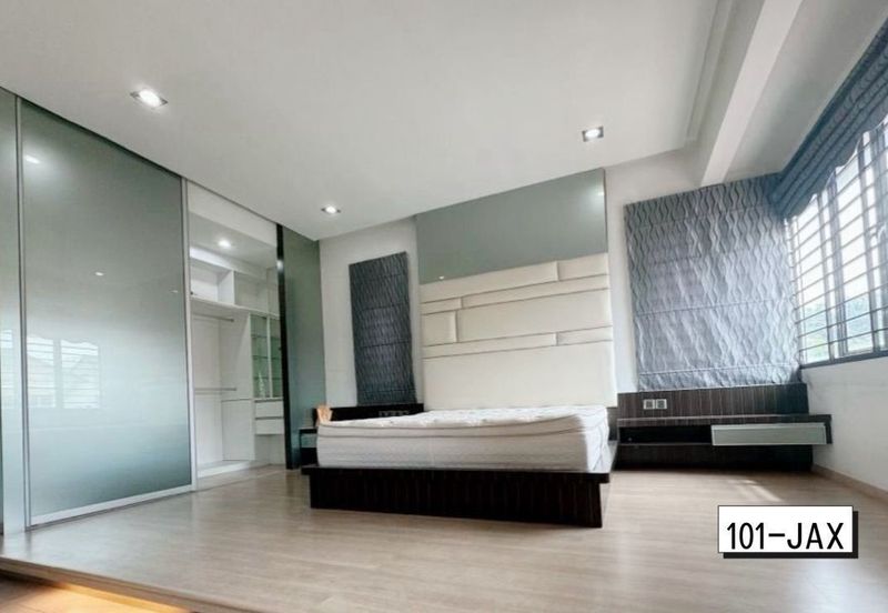 Jalan Cemara, Bandar Botanik