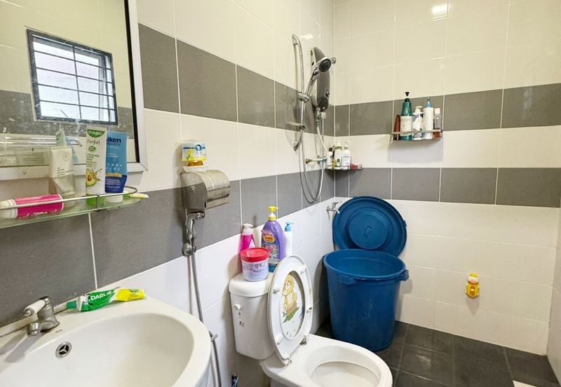 Jalan Makyong, Bandar Bukit Raja