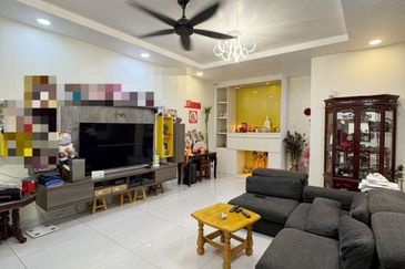 Saron @Bandar Bukit Raja