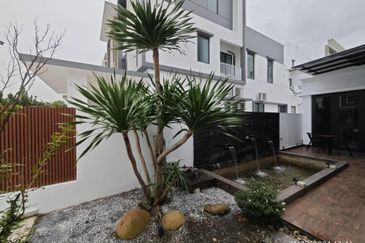 Setia Alam Setia Utama 1