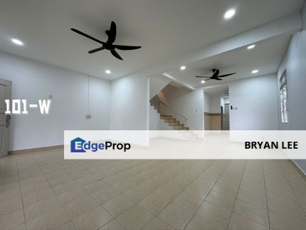 Bandar Parklands, Bukit Tinggi 3 Klang Double Storey Endlot House FOR SALE !! , Selangor, Klang