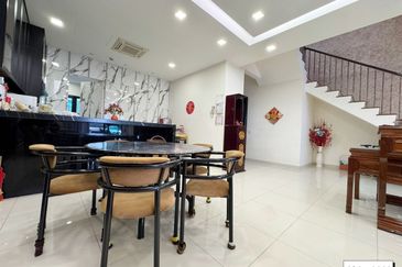 Duta Villa, Setia Alam