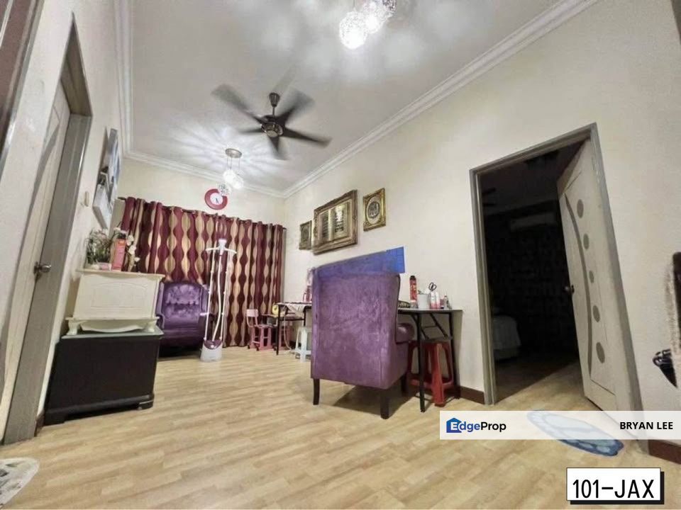 Kota Bayuemas, Klang Double Storey Endlot House FOR SALE !!, Selangor, Klang