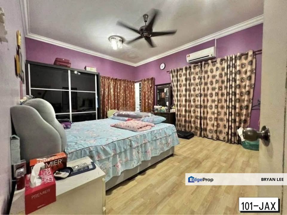 Kota Bayuemas, Klang Double Storey Endlot House FOR SALE !!, Selangor, Klang